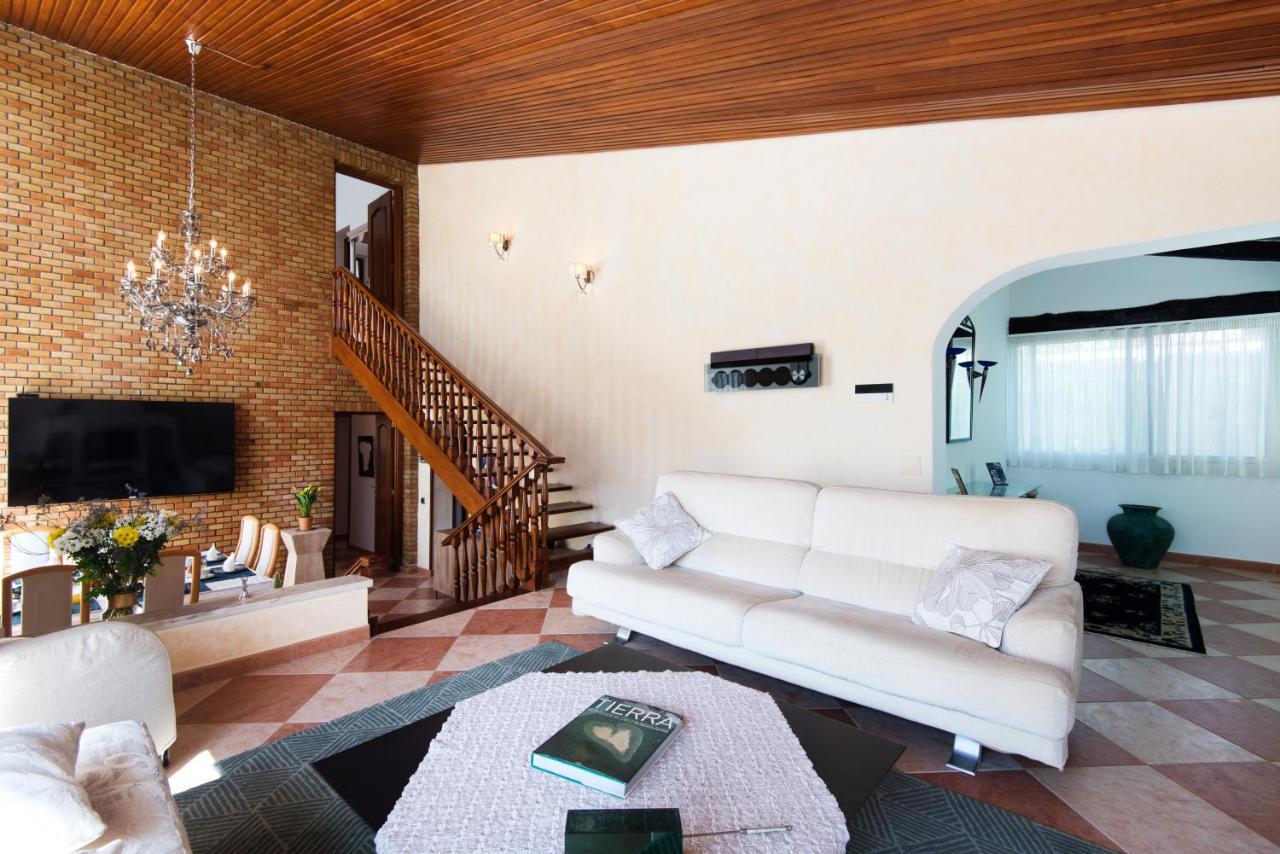 Villa Palm Beach Marina Benalmadena 3 Min Walking From The Sea Exterior photo