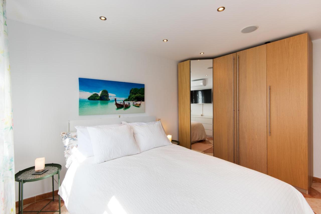 Villa Palm Beach Marina Benalmadena 3 Min Walking From The Sea Exterior photo