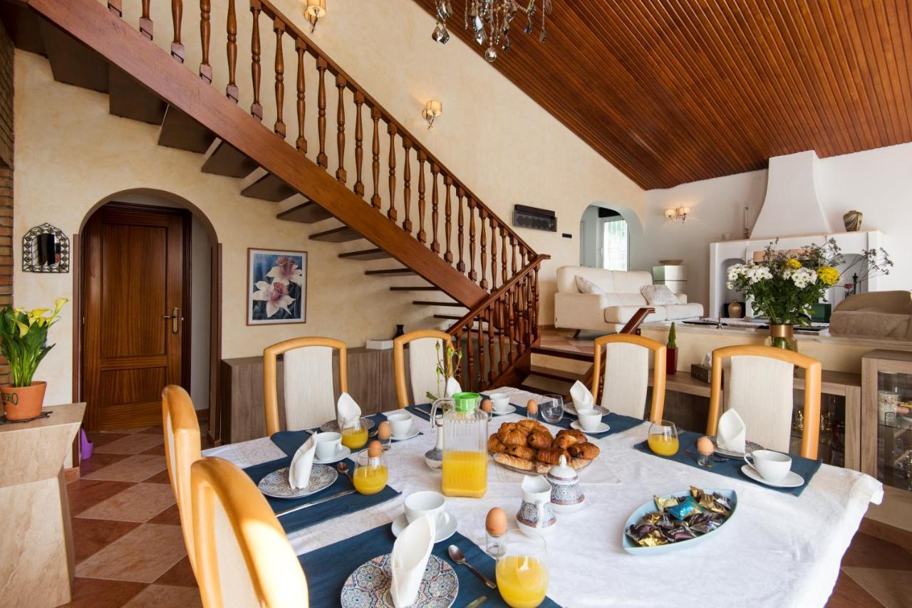 Villa Palm Beach Marina Benalmadena 3 Min Walking From The Sea Exterior photo